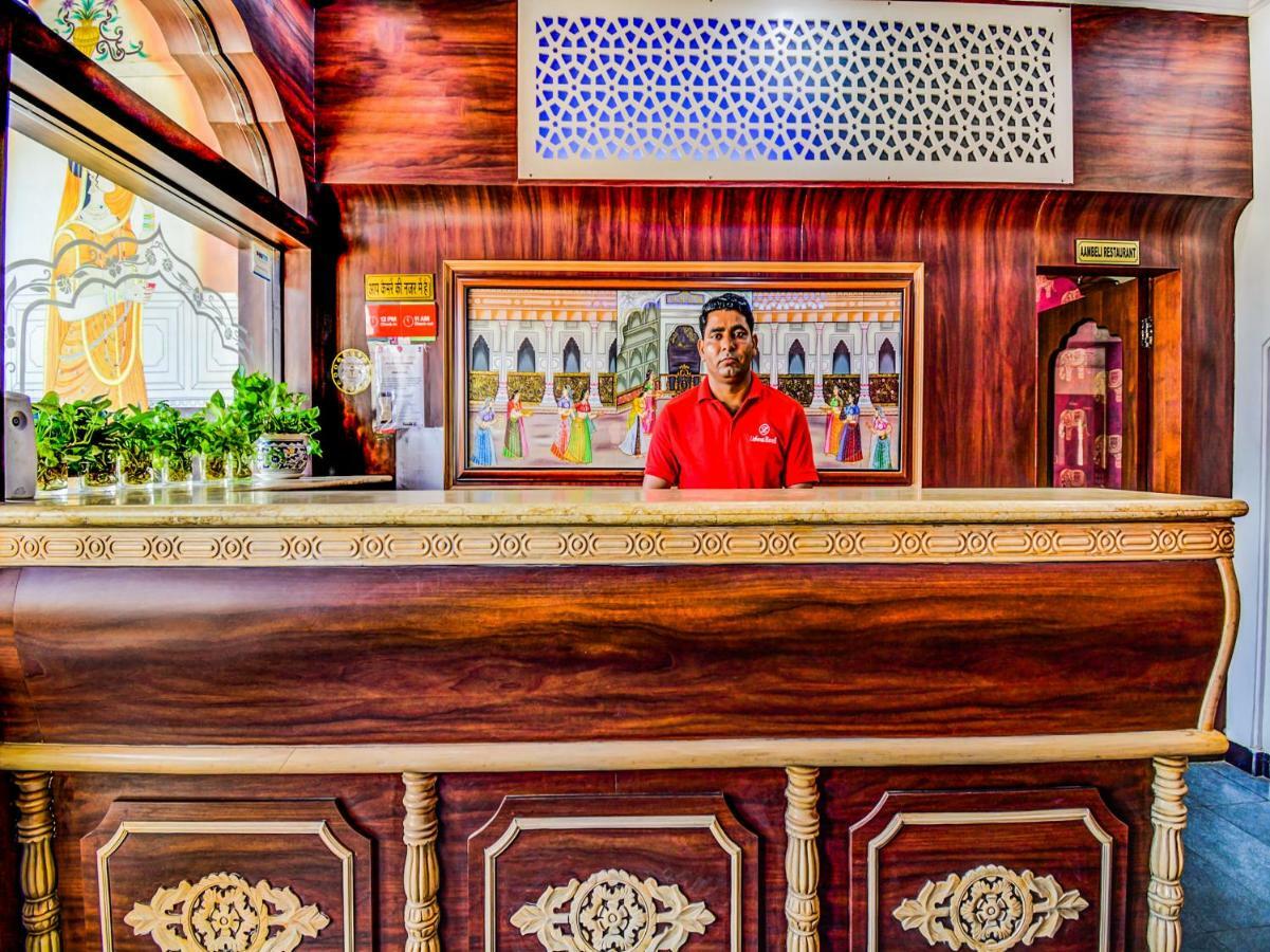 ג'איפור Oyo 22400 Hotel Lichana Haveli מראה חיצוני תמונה