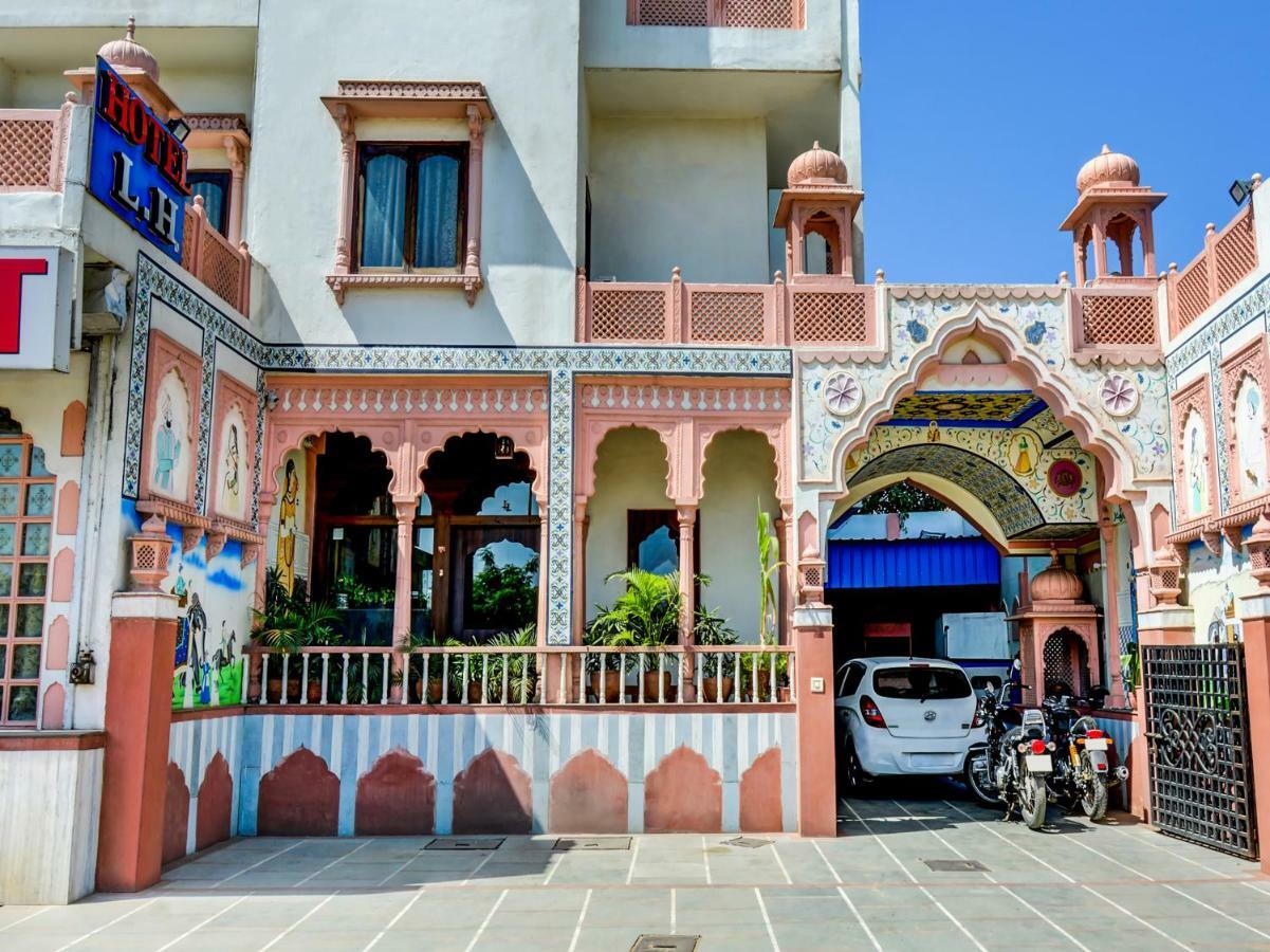 ג'איפור Oyo 22400 Hotel Lichana Haveli מראה חיצוני תמונה